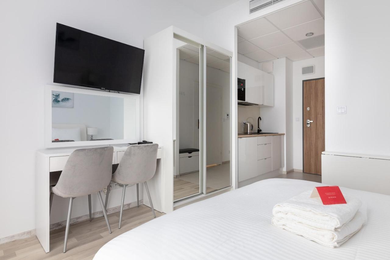 Apartment Wola Chic Warsaw